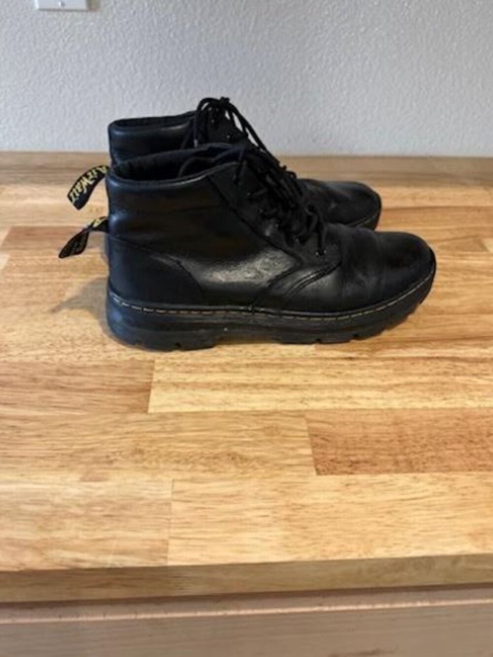 Dr. Martens Black Bonny Leather Men’s Boots Size 11 US